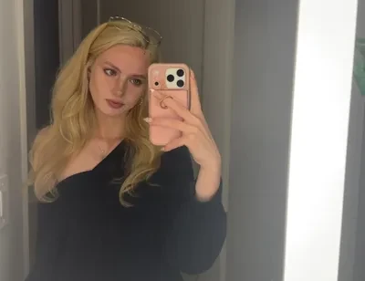 𝓪𝓵𝓲𝓬𝓮 alicee.luv OnlyFans