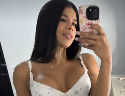 Bella Rose 🌹 8 Inches xoisabellarose OnlyFans